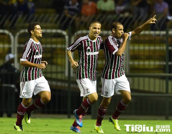 山度士青年队与克里丘马青年队,青春热血的巴西足球对决 山度士青年队与克里丘马青年队,青春热血的巴西足球对决