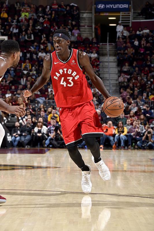 小卡为何离开猛龙,从冠军荣耀到洛杉矶新篇章 小卡为何离开猛龙,从冠军荣耀到洛杉矶新篇章