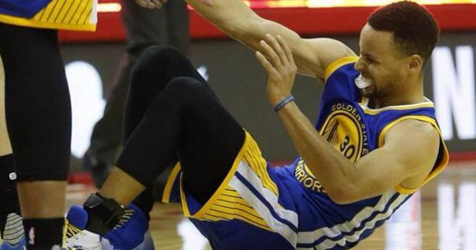 库里受伤还能打吗？——从伤病到回归的篮球之旅